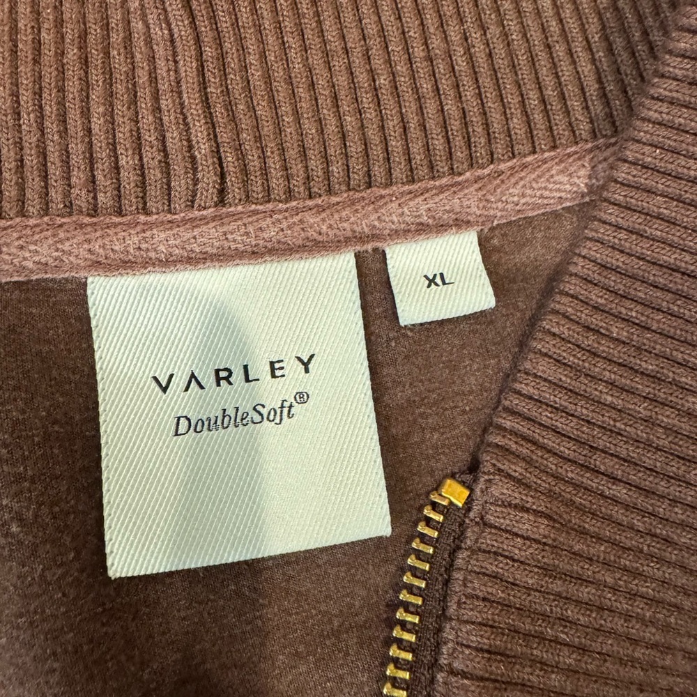 VARLEY
Sally Half Zip Sweatshirt - Picture 2 of 3